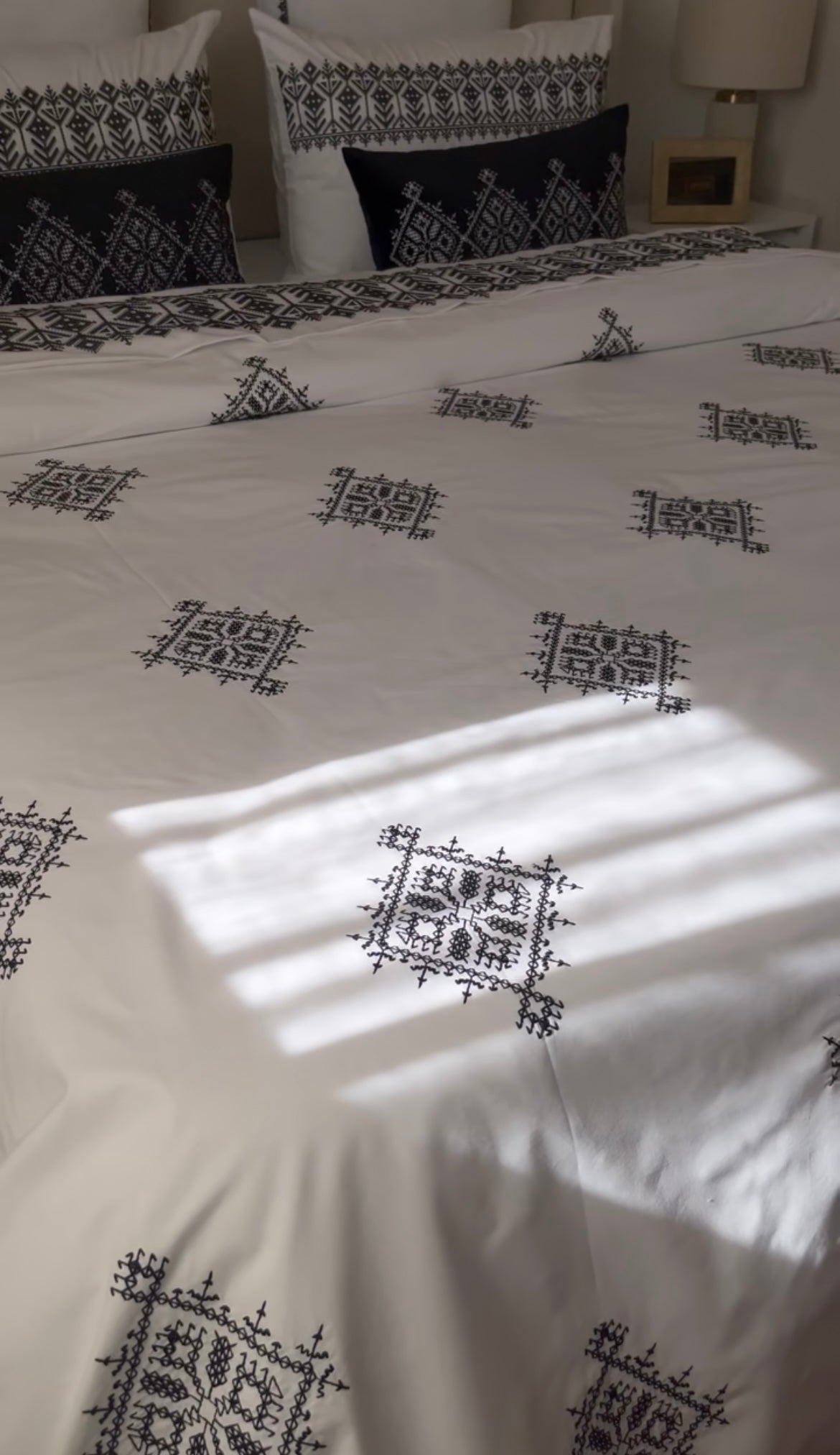 Parure "Henna" en Housse de Couette (Noire)